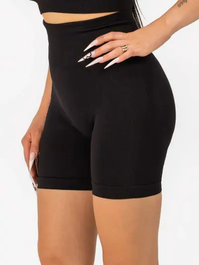 BRASIL BEAUTY Leya Seamless Scrunch Shorts