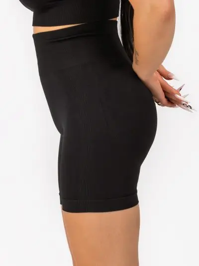 BRASIL BEAUTY Leya Seamless Scrunch Shorts