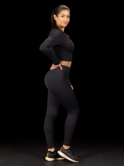 BRASIL BEAUTY Selena Ribbed Long Sleeve Crop Top