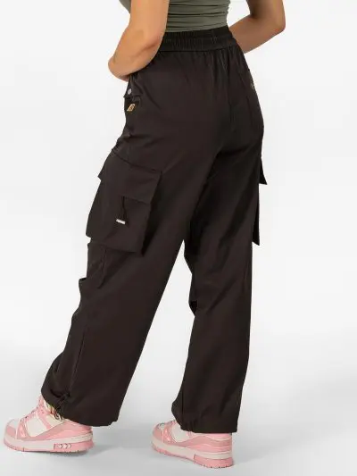 BRASIL BEAUTY Street Cargo Pants - Black