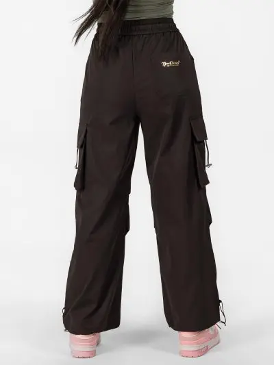 BRASIL BEAUTY Street Cargo Pants - Black