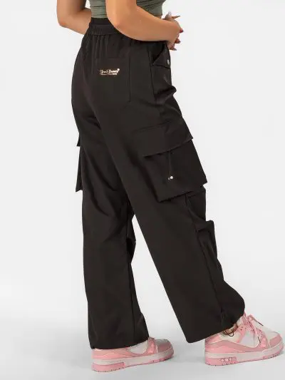 BRASIL BEAUTY Street Cargo Pants - Black