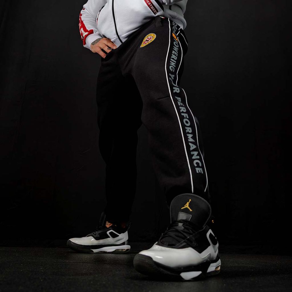 Miesten collegehousut