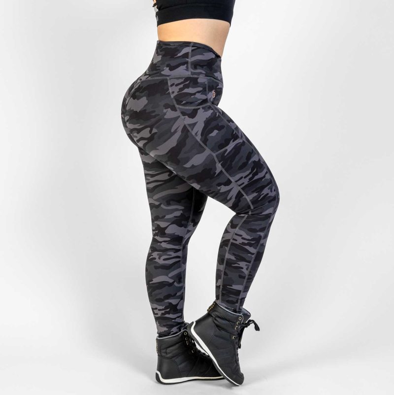 BRASIL BEAUTY Beverly Cross Waist Pocket Leggings Dark Camo